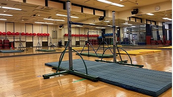 ｜スタジオ（キッズ体育・鉄棒ver）｜