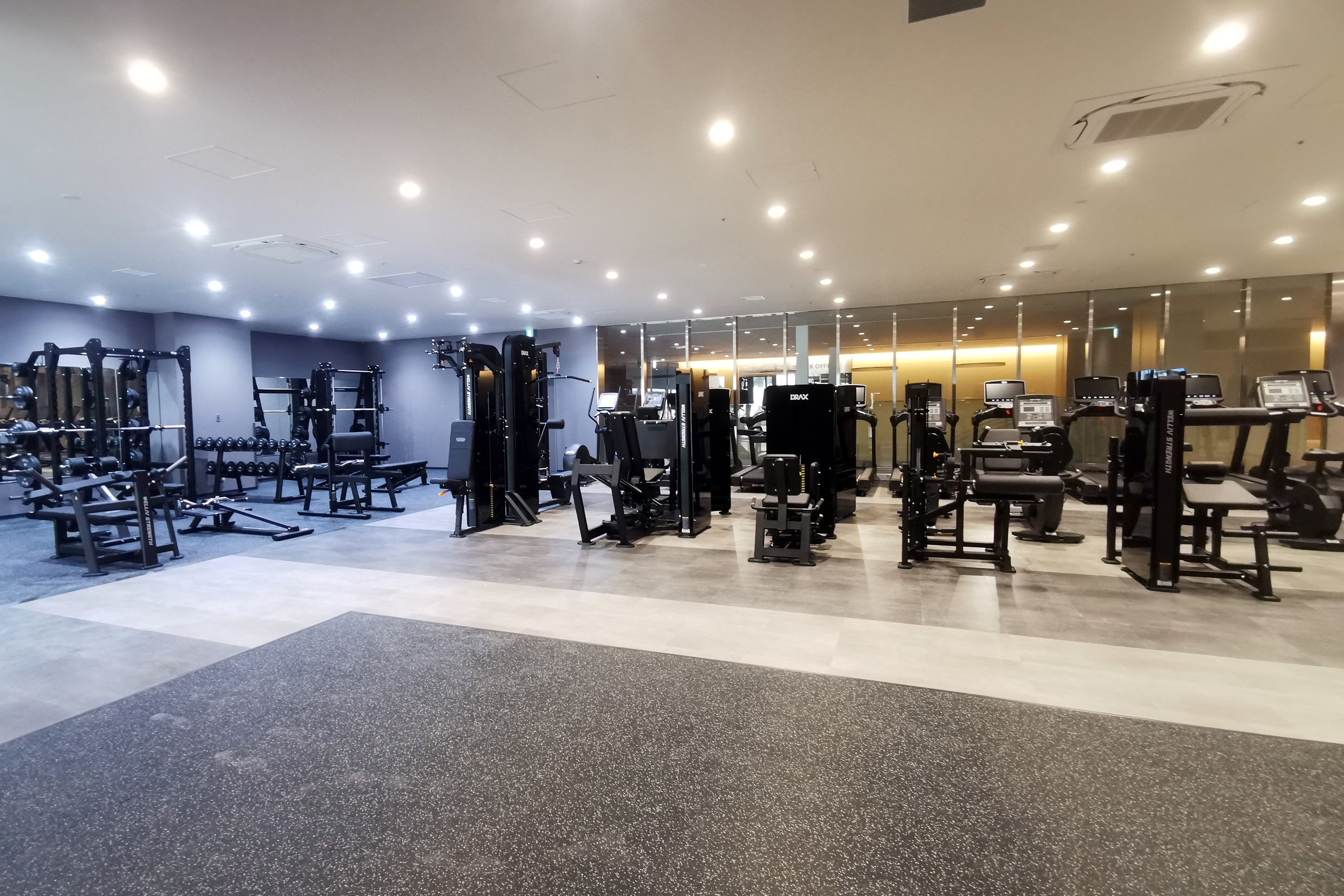 【GYM】OPENスペース側より