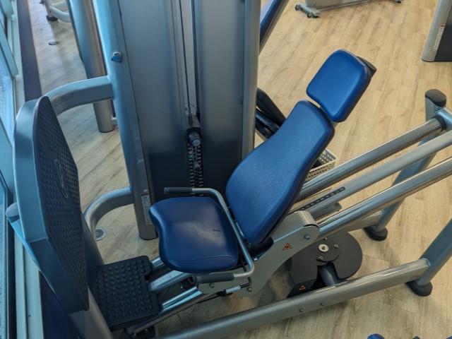 レッグプレス