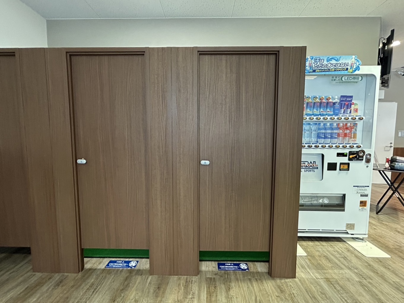 ＜フィッティングルーム＞お着換えでご利用ください。