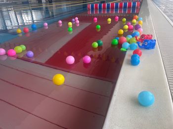 キッズ水泳教室を行うプール③