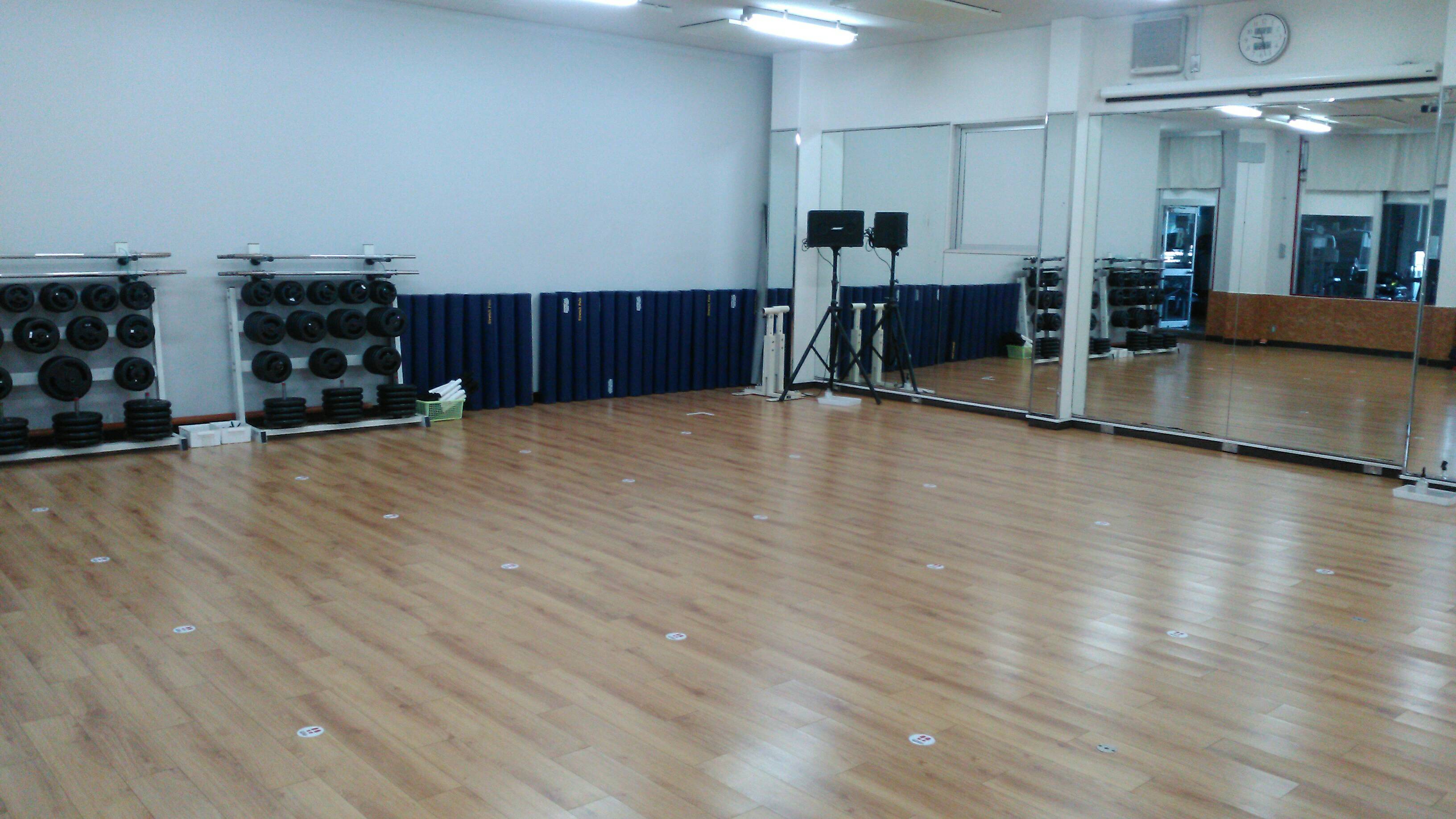 多目的スタジオ（スタジオB）キッズダンスなどお子様向けスクールを実施中