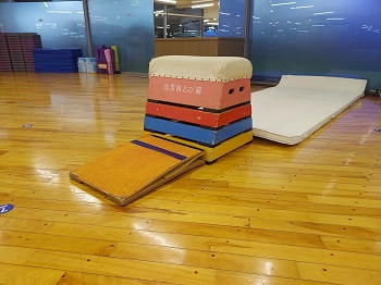 体育（とび箱）