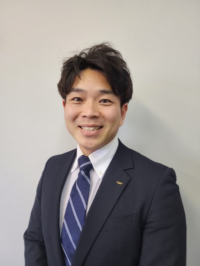 弘前店 店長　佐々木 誠