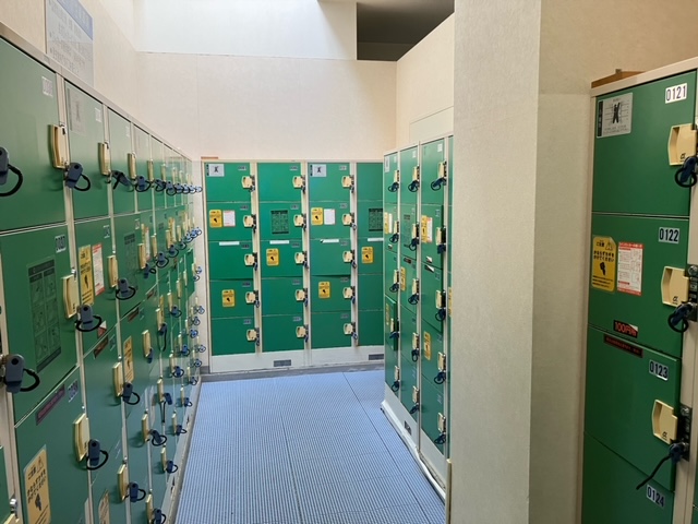 ロッカールーム