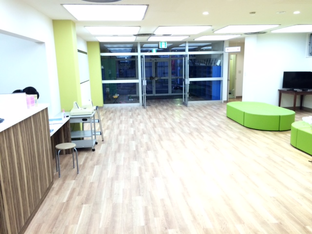 受付前ラウンジ