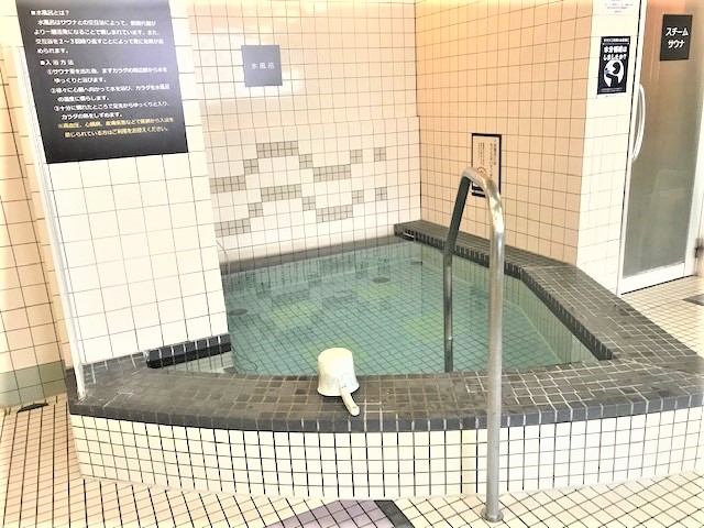 ＜水風呂＞（２０℃前後）３階　サウナ好きの方にも対応！水風呂あります。