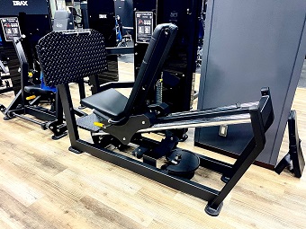 ＜ストレングス＞シーテッドレッグプレス