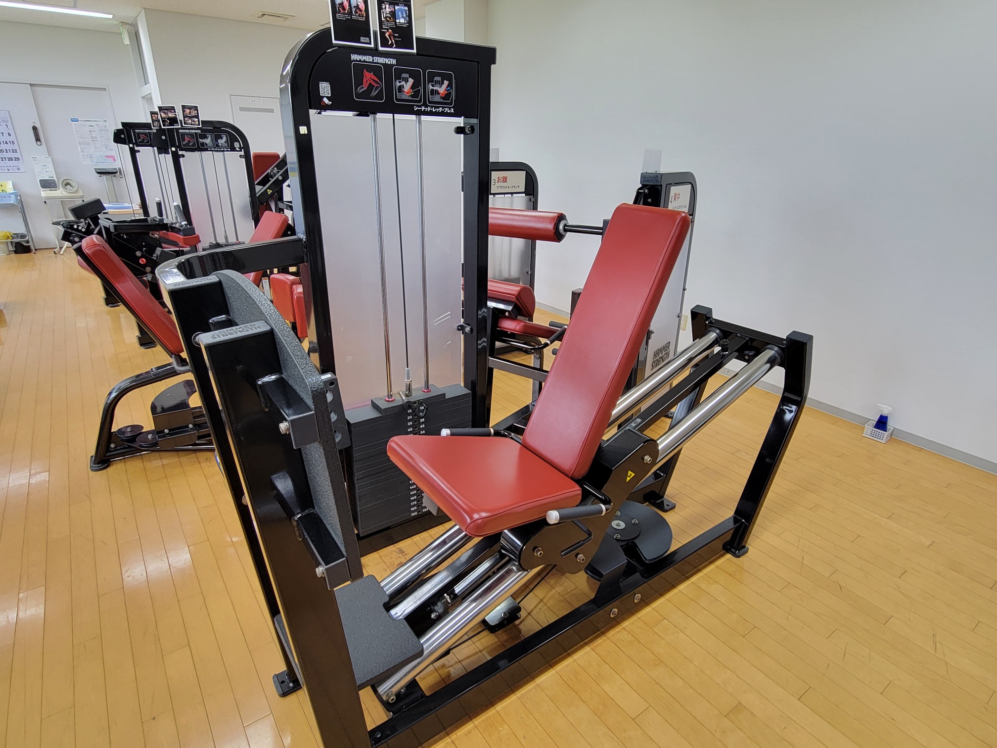 【2階トレーニング室】筋力トレーニングマシン④