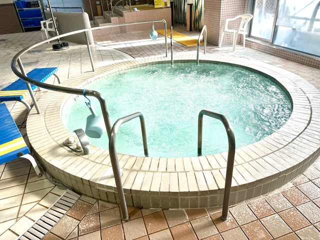 ジャグジー風呂（水着着用エリア）