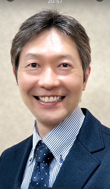 松戸店 店長 髙井