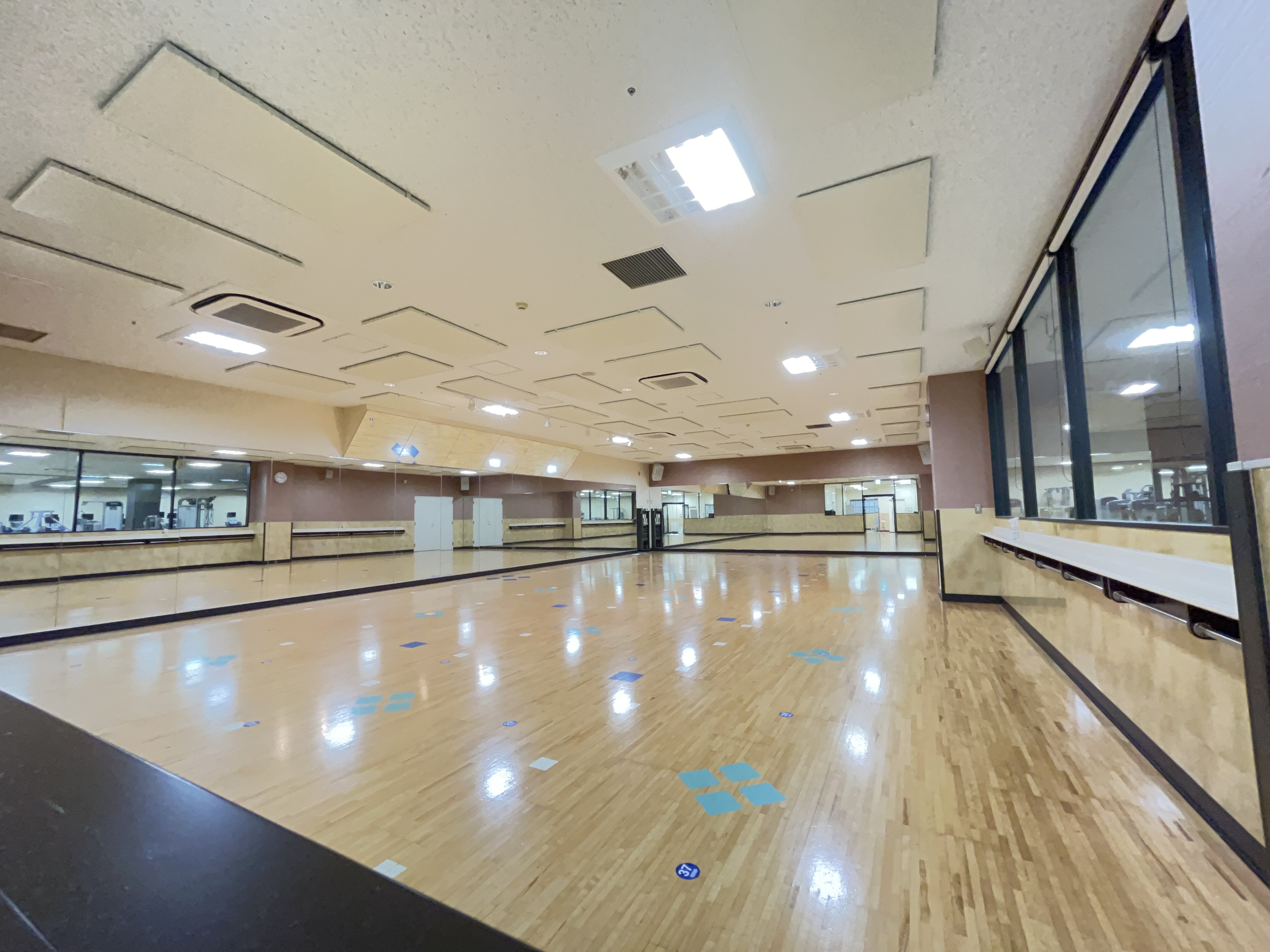 第１スタジオ／運動能力開発・Jrバレエ・Jrチアダンス・Jr空手