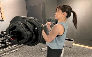 ＜バーベル＞女性にオススメの重量調節可能な軽量バーベルセット！