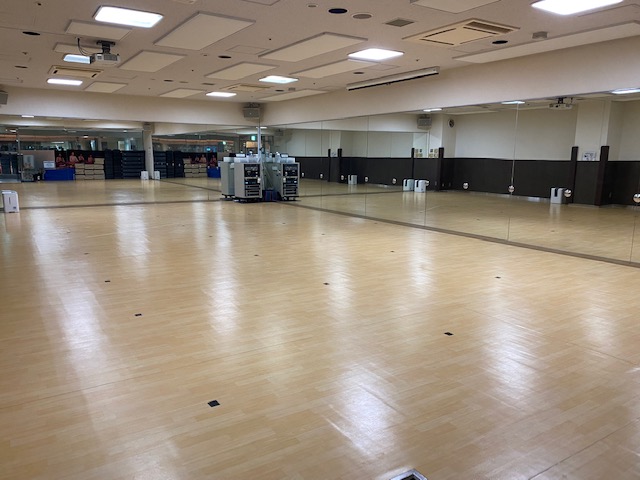 ＜キッズダンススタジオ＞