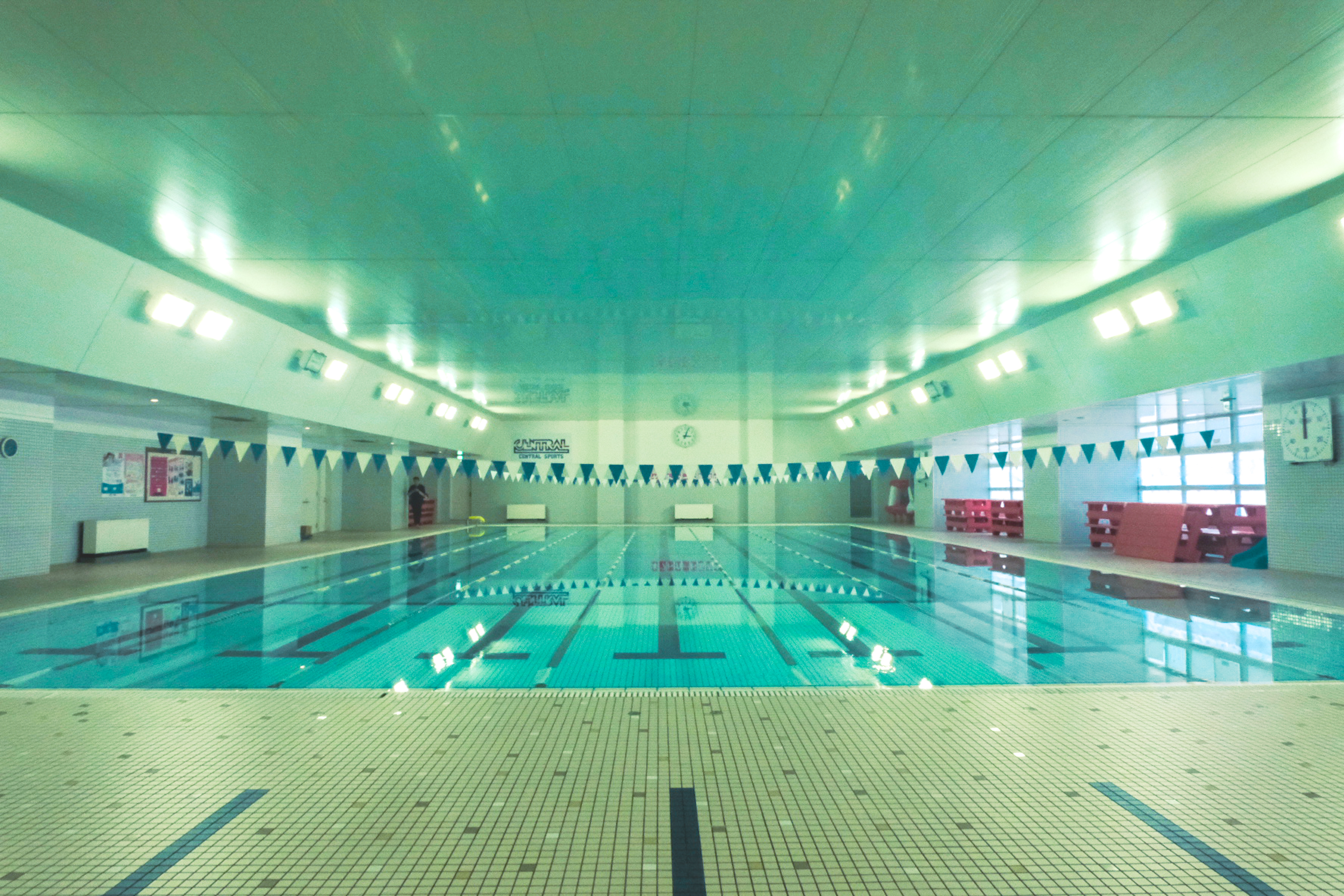 ≪プール≫25ｍ×7コース！水深1.1Ｍ 水温30度～31度