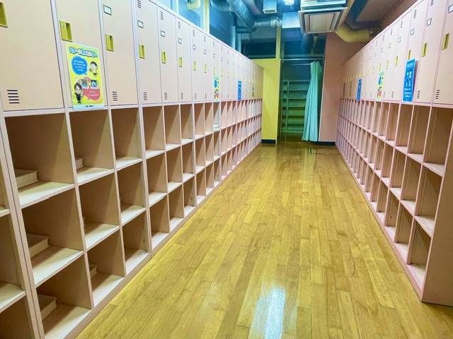 スクールロッカー【お子様専用なので安心！ ドライヤーも完備】