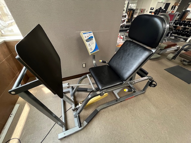 ＜空気圧マシン④＞レッグプレス