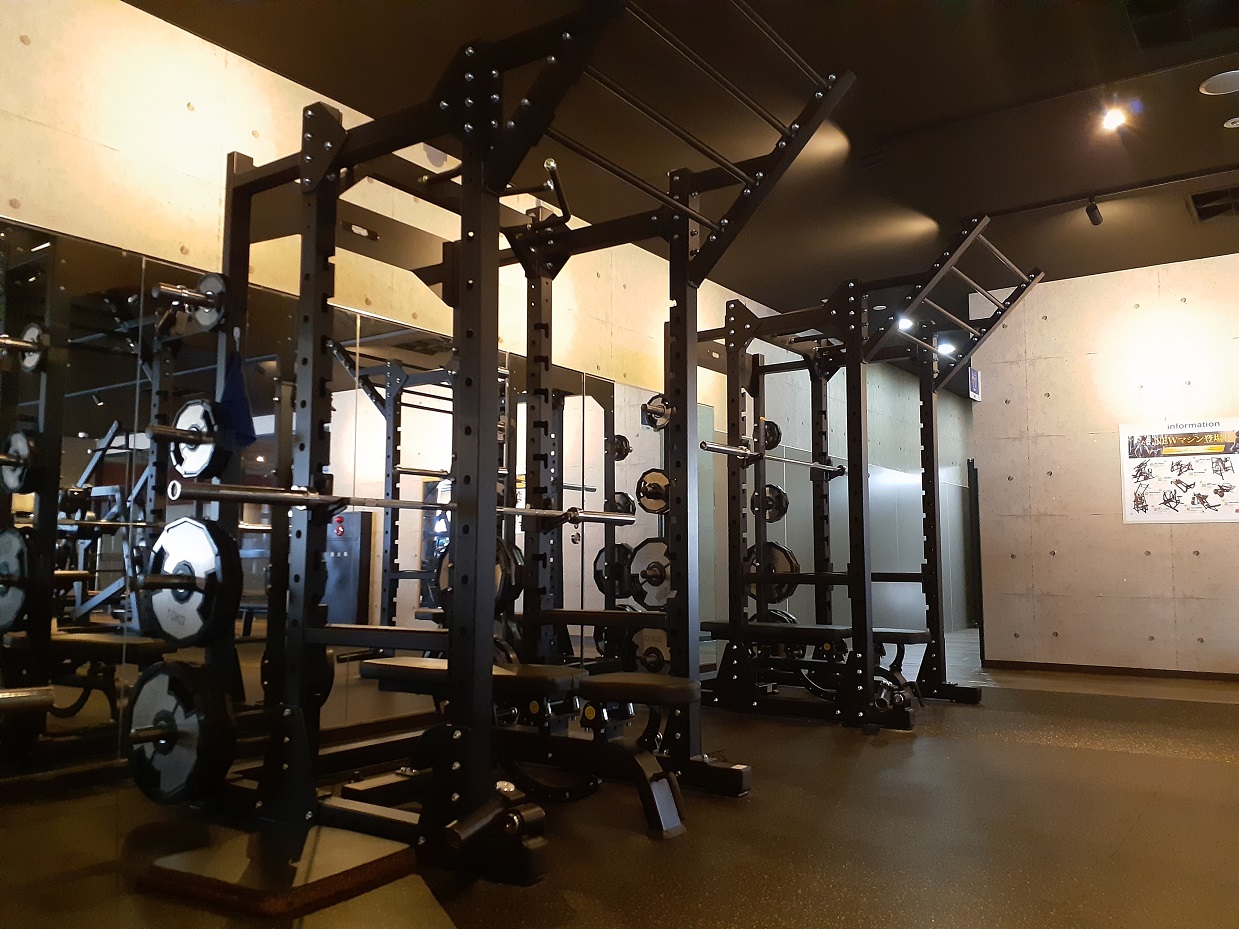 【圧巻のGYM】パワーラック３台