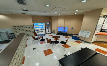 ＜ラウンジ＞ フィットネスの合間に一息つきましょう