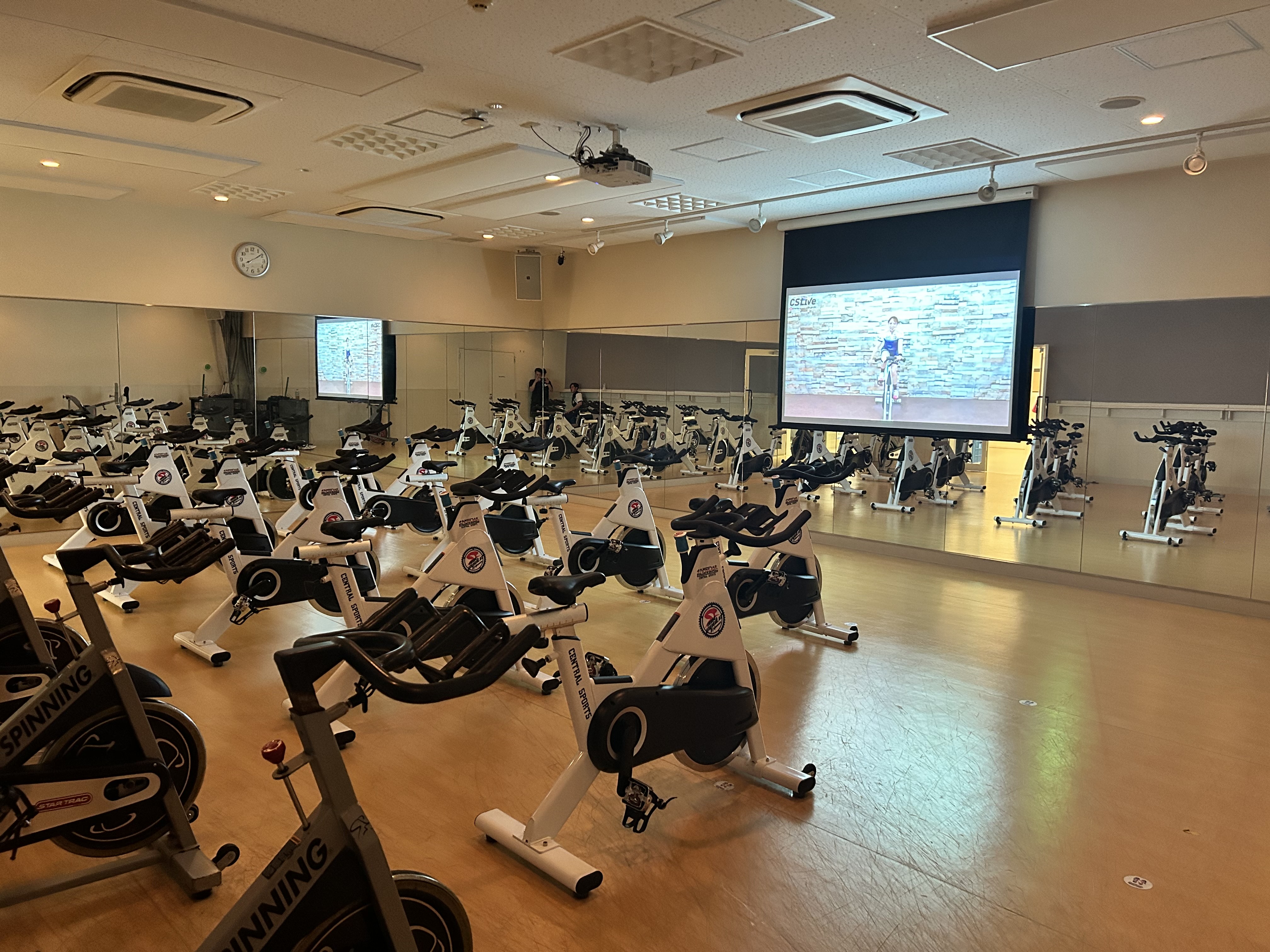 ＜スタジオ3＞Cs Live バイクレッスン実施中！