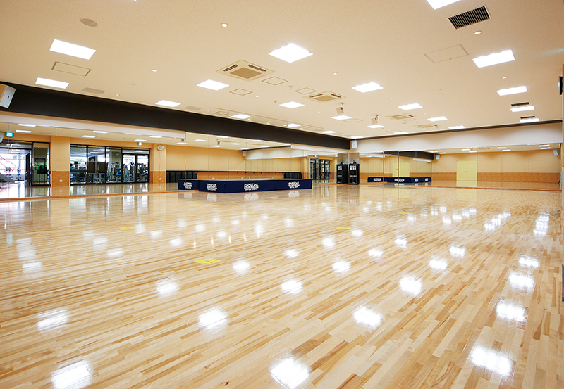 【第1スタジオ】お子様向けダンススクールや新体操スクールを実施しております。