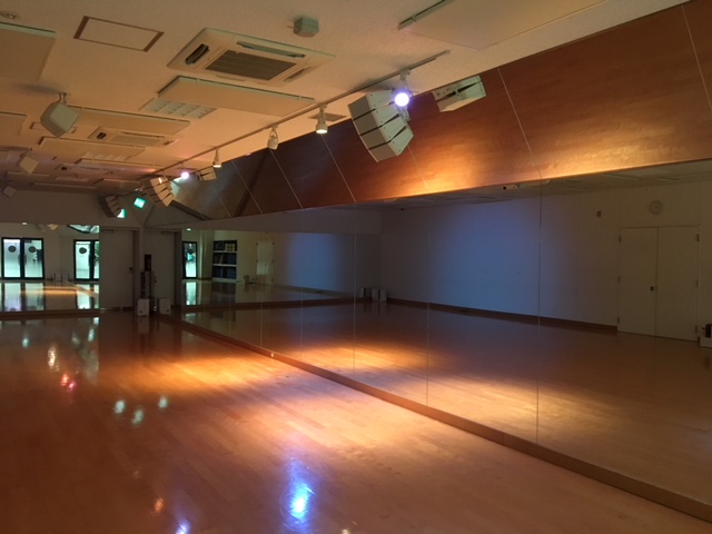 ＜Bスタジオ＞ホットヨガのレッスンも実施しております。