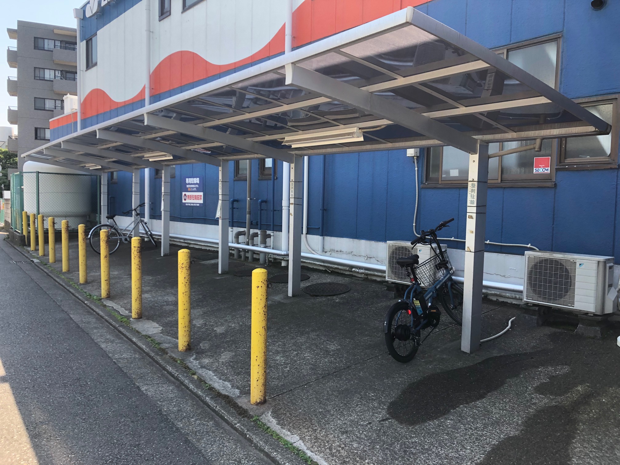 駐輪場